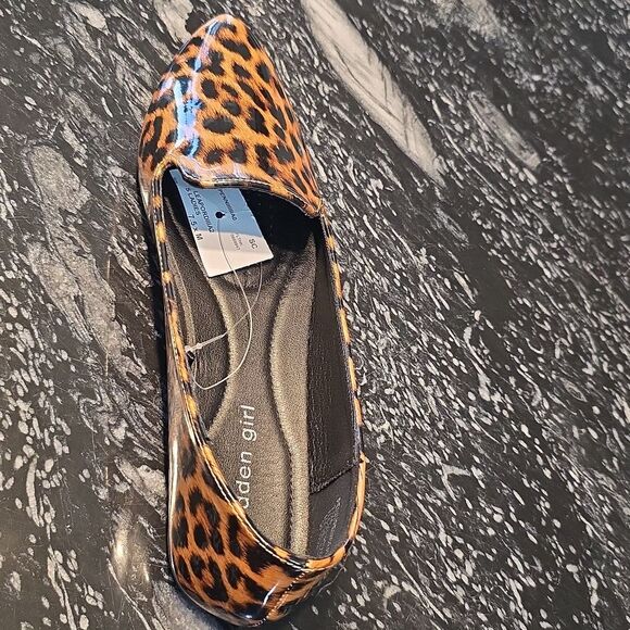 BRAND NEW MADDEN GIRL LEOPARD PRINT SLIP ON WOMEN'S LOAFERS - Picture 8 of 16